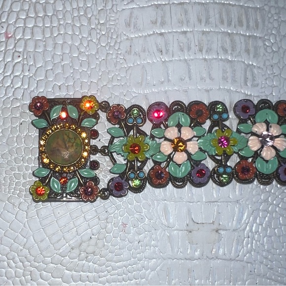 Vintage MX by Michael Morrison Enamel & Crystal Scrolled cherub Bracelet - Picture 3 of 9